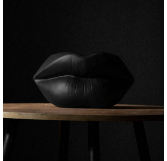 Ваза "Lips" L — колір чорний матовий